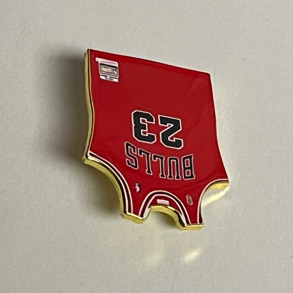 Michael Jordan Bulls 23 Jersey Hat Pins Streetwear Bag Basketball Fitted Hats - Picture 4 of 8